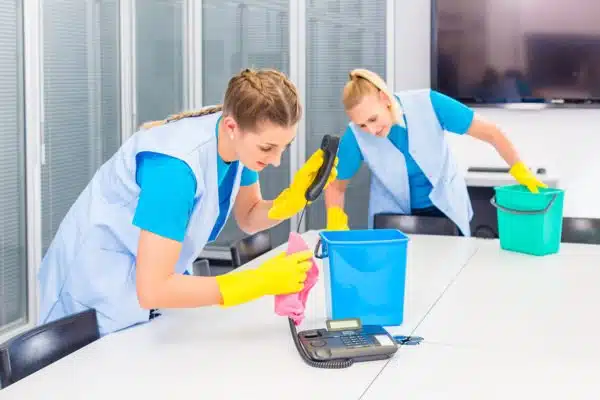  Hiring Professional Cleaning Services